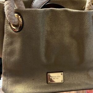 Michael Kors Elegant Gold Tote